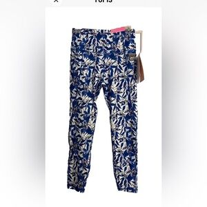 Gottex Womens Leggings Peach Collection Size Medium Color Mystic Garden MSRP $75